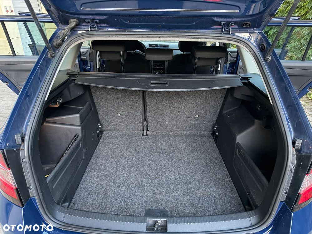 Skoda Fabia 1.2 TSI Active - 10