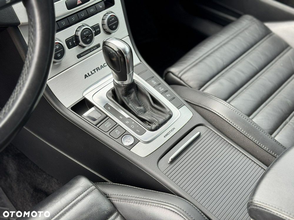Volkswagen Passat Alltrack - 20