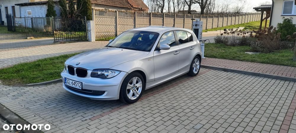 BMW Seria 1 118d DPF - 2