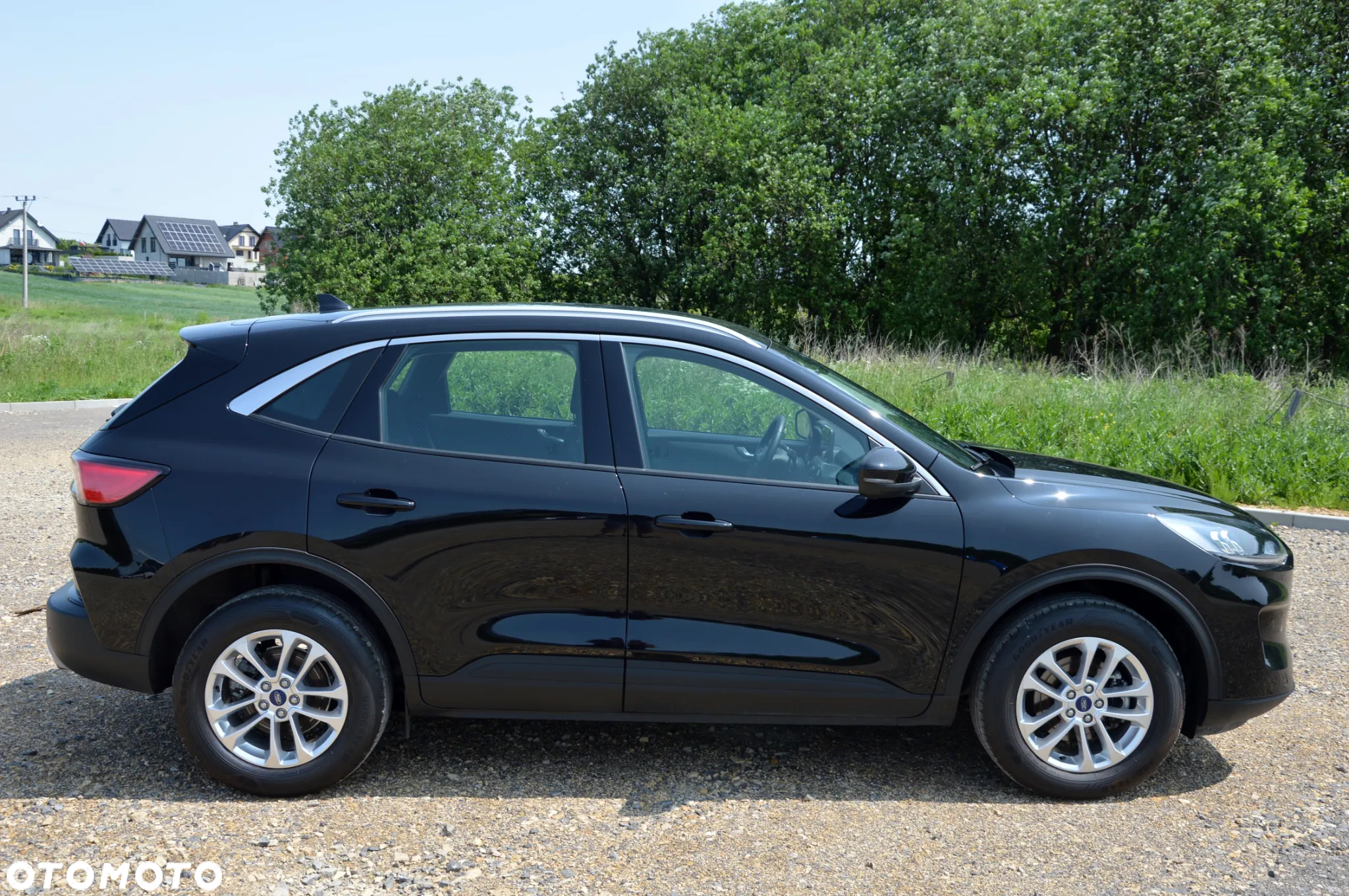 Ford Kuga 2.5 Duratec FHEV TITANIUM - 36