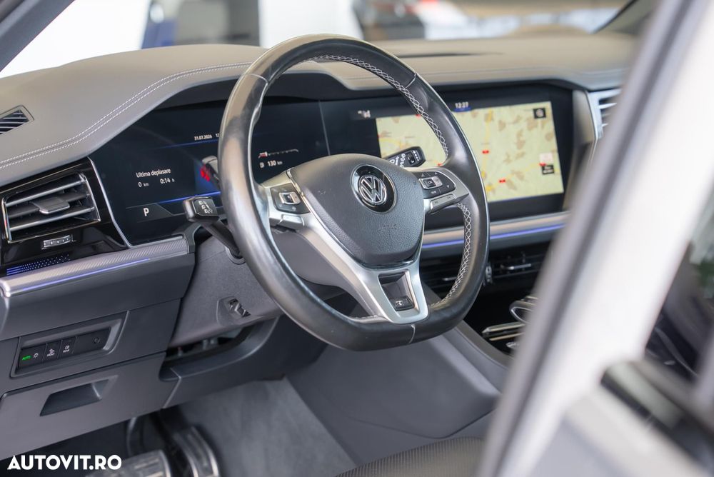 Volkswagen Touareg 3.0 V6 TDI 4Motion DPF Automatik R-Line - 24