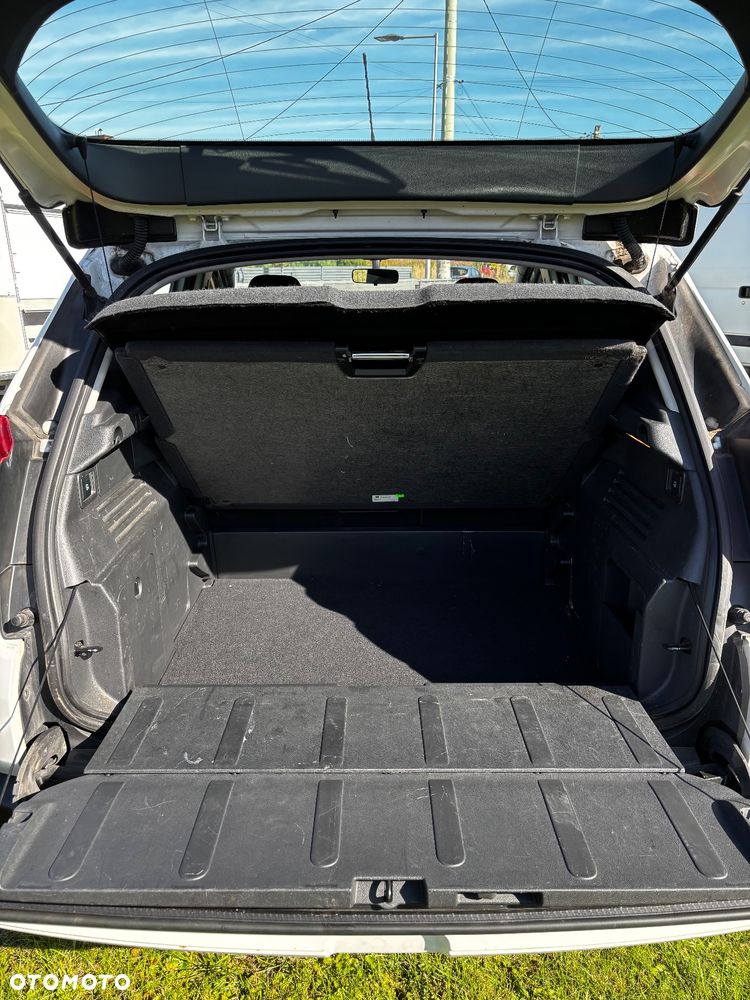 Peugeot 3008 1.6 HDi Style - 8