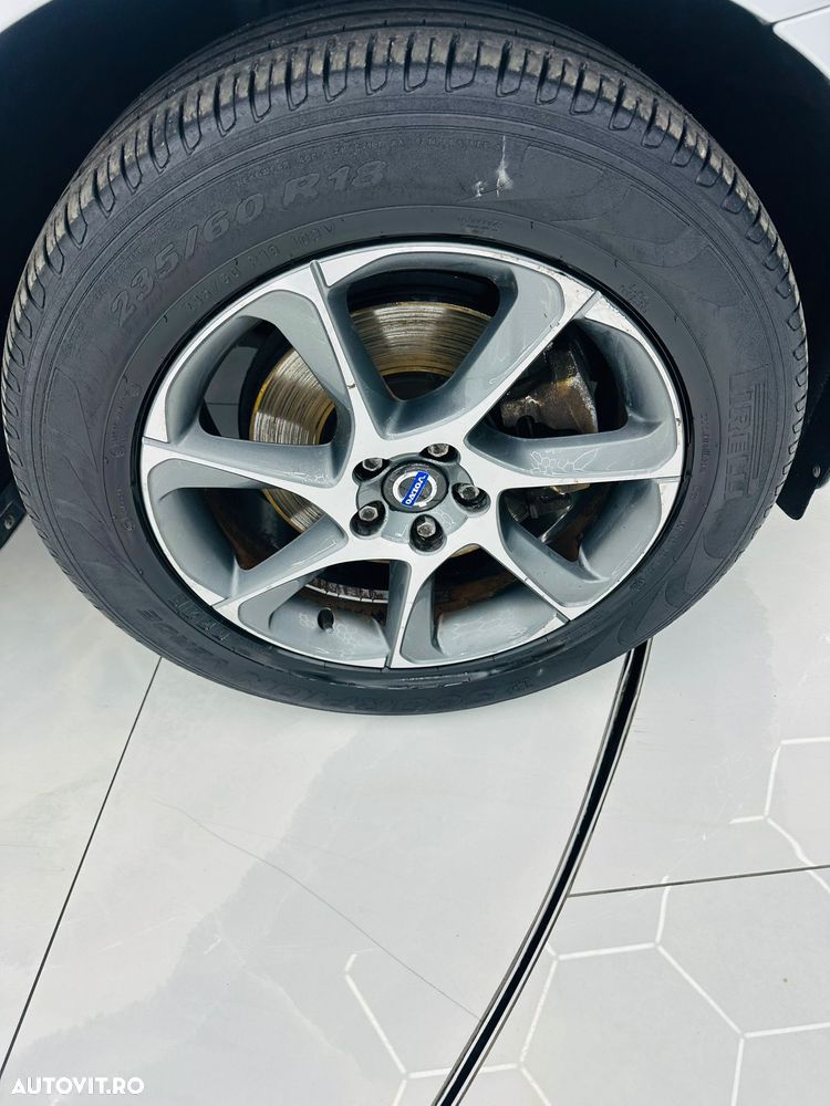 Volvo XC 60 D3 Ocean Race - 9