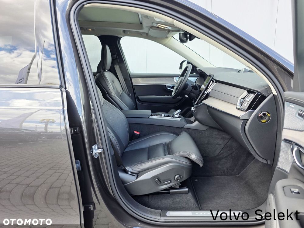 Volvo XC 90 - 16