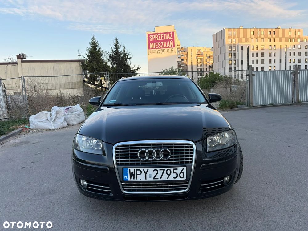 Audi A3 Sportback 2.0 TDI DPF Ambition - 2