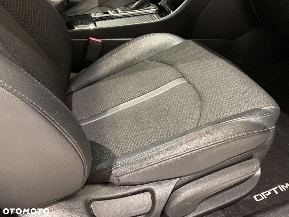 Kia Optima 1.6 CRDI SCR L DCT - 18