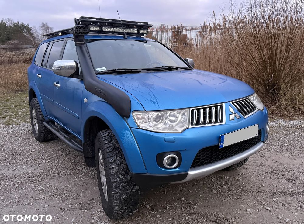 Mitsubishi Pajero Sport - 6