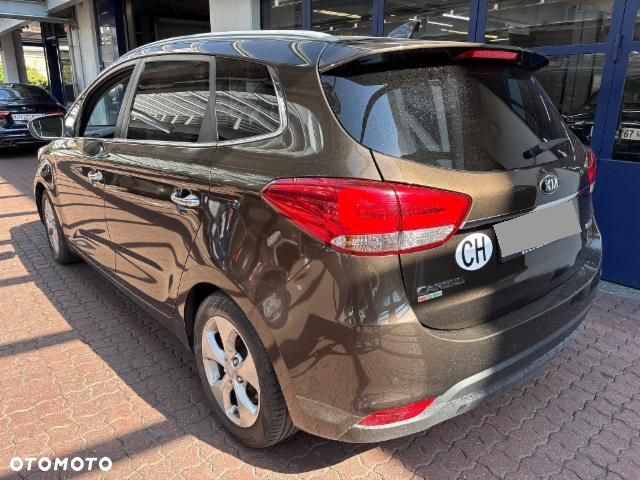 Kia Carens 1.7 CRDi XL 7os - 4