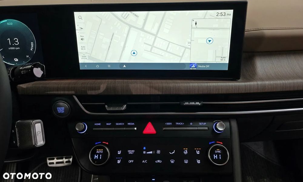 Hyundai Sonata - 12