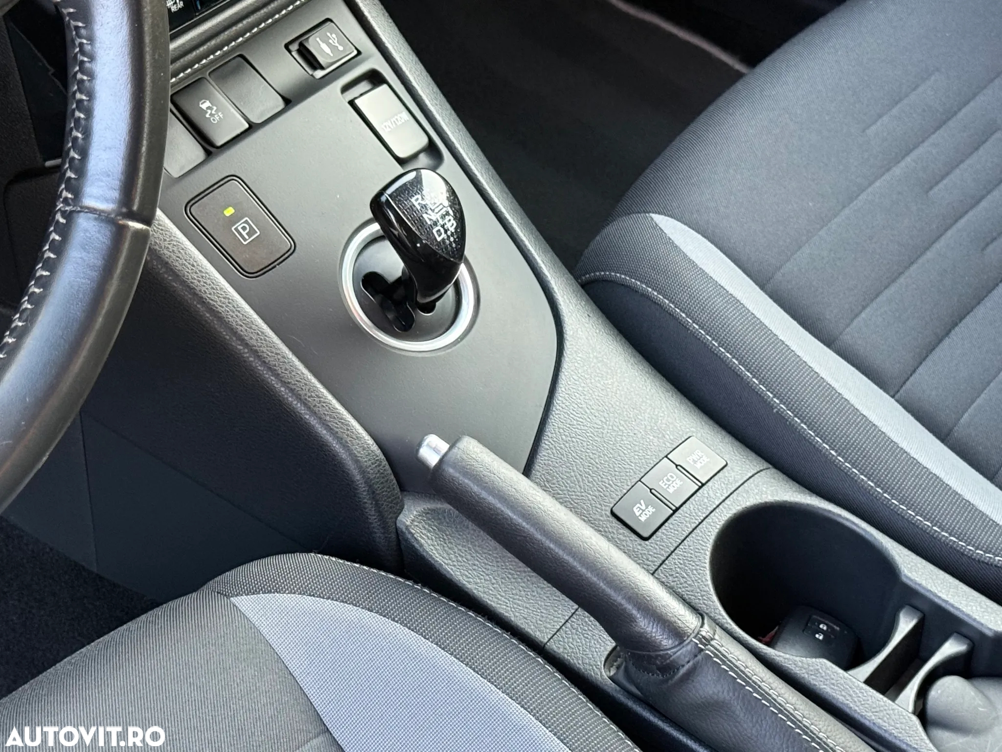 Toyota Auris 1.8 VVT-i Hybrid Automatik Comfort - 17