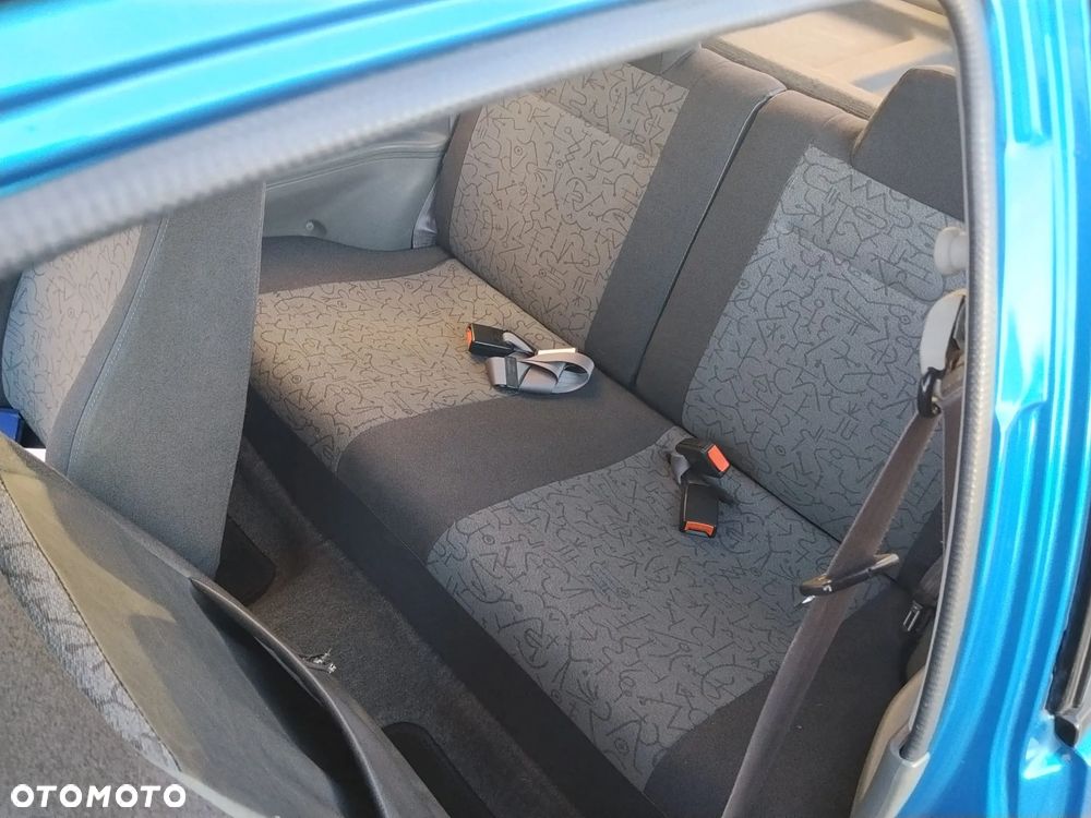 Suzuki Swift - 7