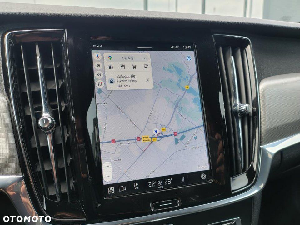 Volvo V90 Cross Country - 33