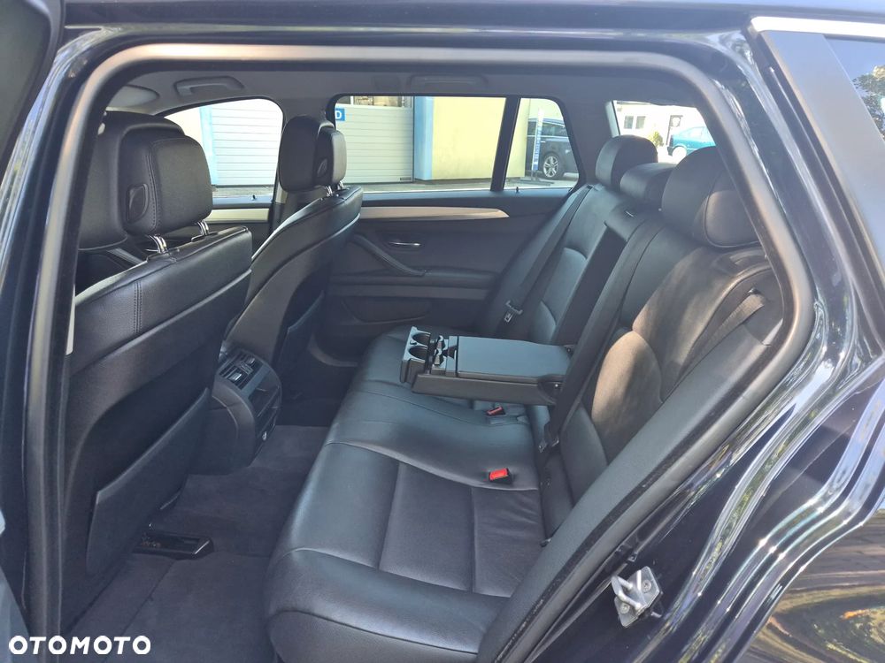 BMW Seria 5 520d - 17