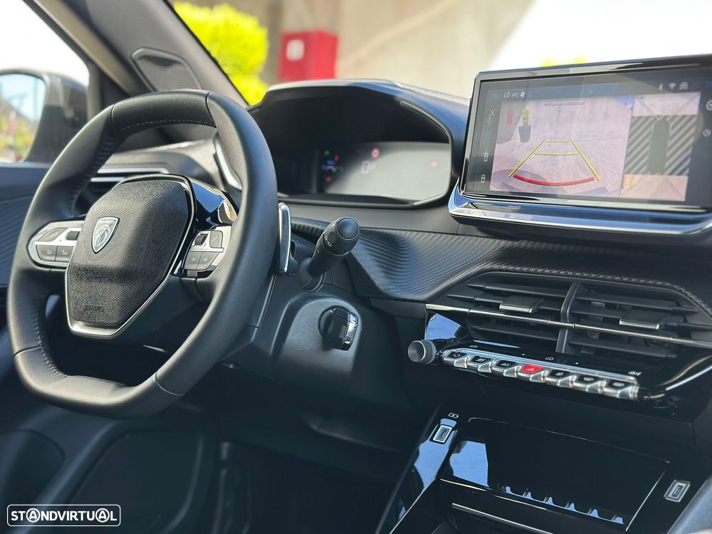 Peugeot 2008 1.2 Hybrid Allure e-DCS6 - 20