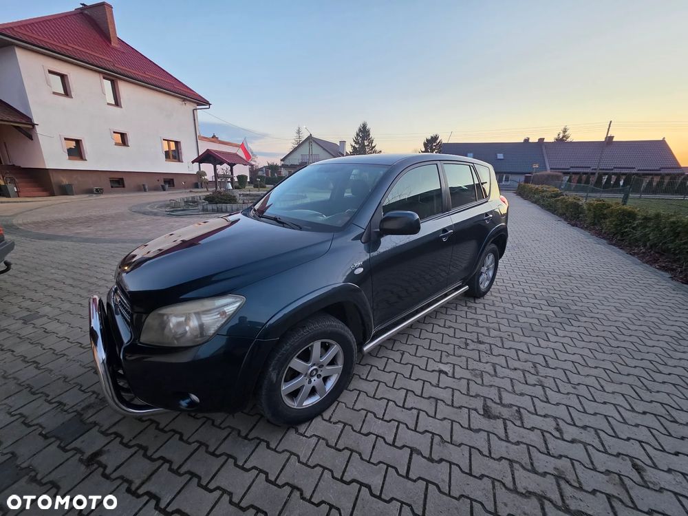 Toyota RAV4 2.2 D-4D X - 1