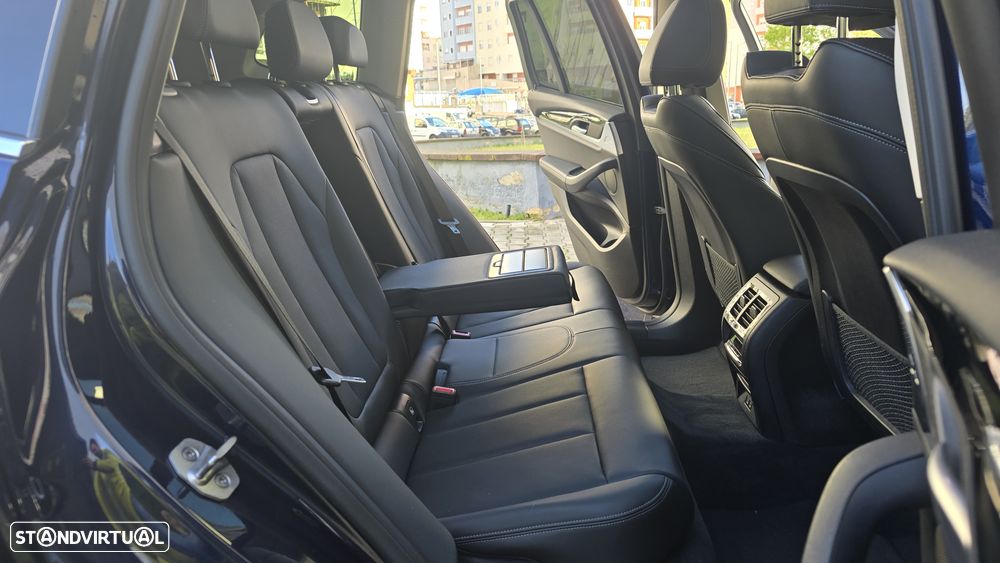 BMW X3 xDrive30e Aut. xLine - 27
