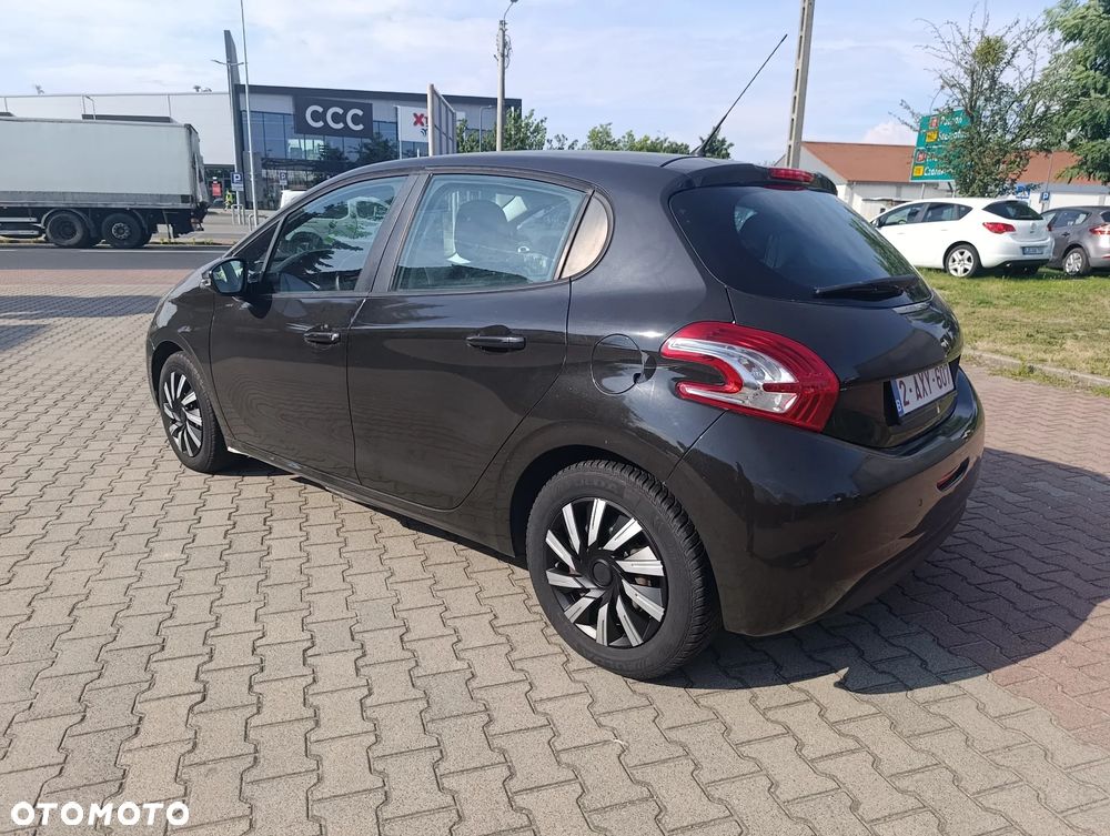 Peugeot 208 82 VTI Allure - 27