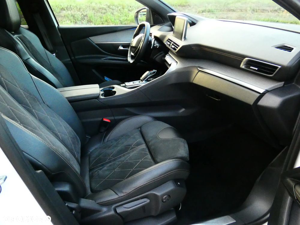 Peugeot 3008 BlueHDi 180 Stop & Start EAT6 GT - 21