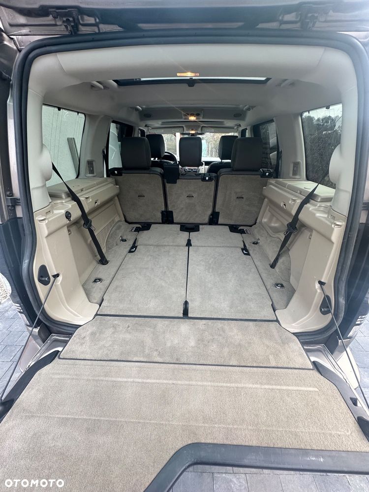 Land Rover Discovery 3.0 Si6 HSE Luxury - 29