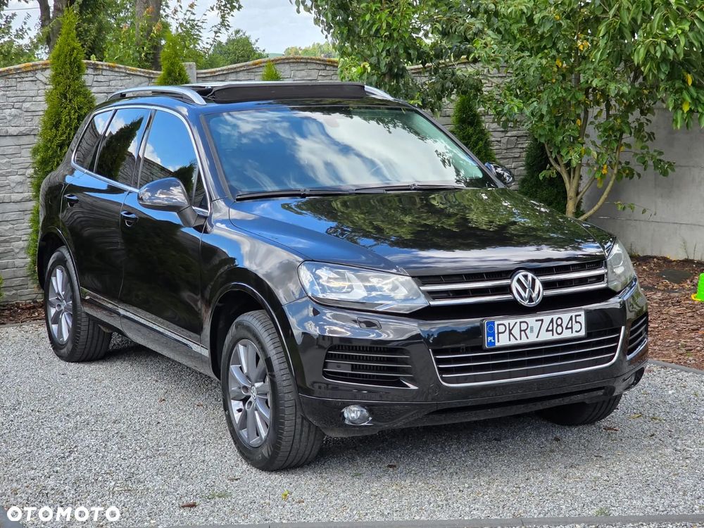 Volkswagen Touareg - 1