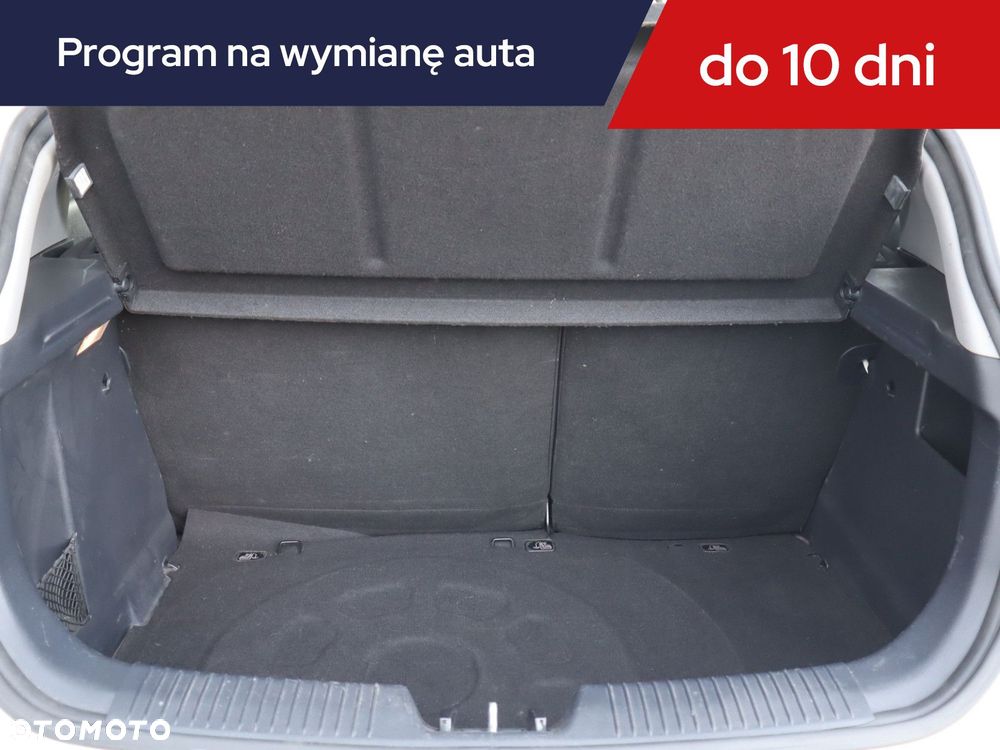 Kia Rio - 14