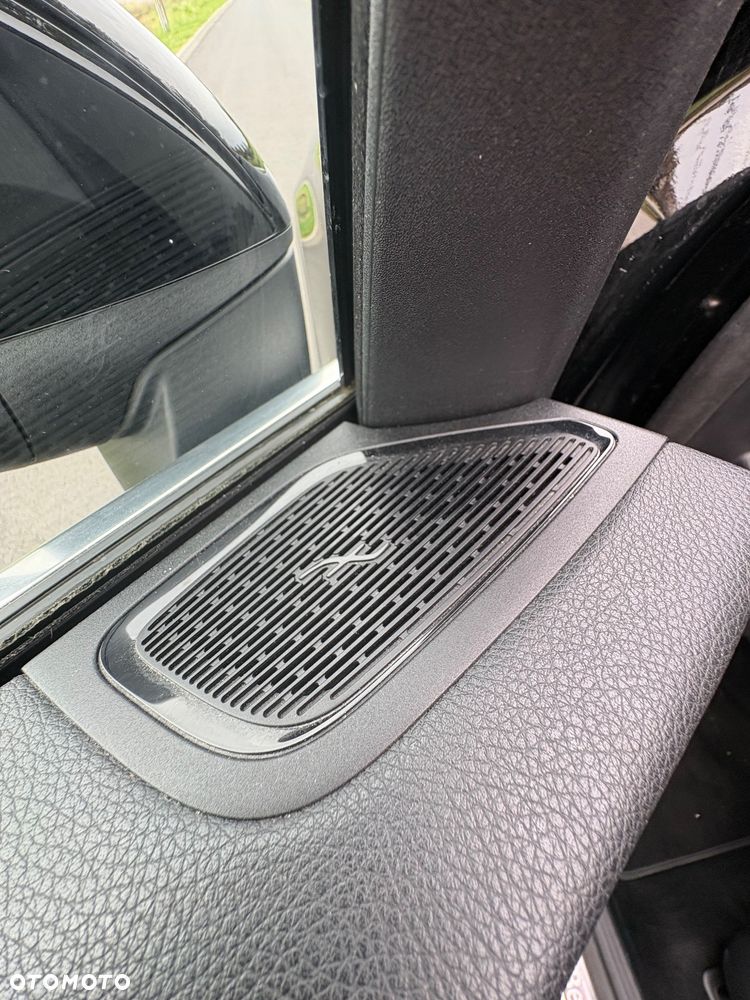 Mercedes-Benz GLC 200 4Matic 9G-TRONIC Edition Avantgarde - 12