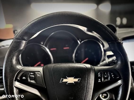 Chevrolet Cruze 1.4 T LT - 24
