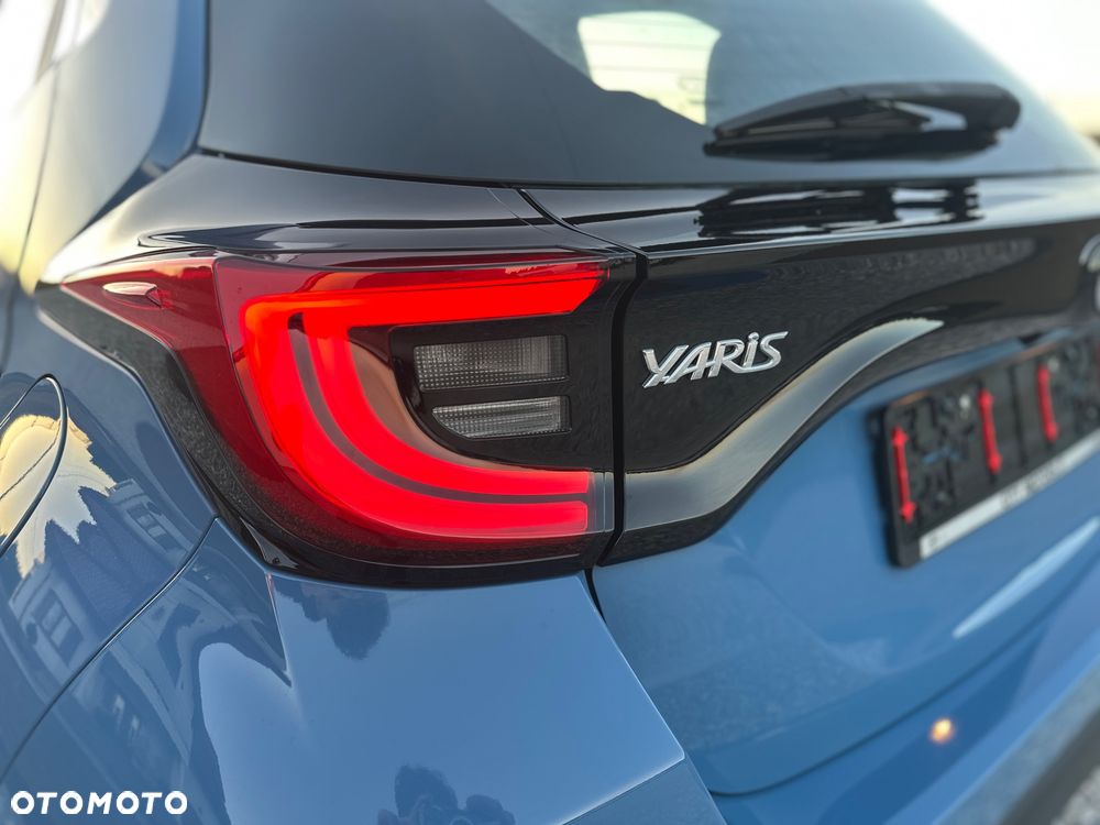 Toyota Yaris 1.0 Premium - 33