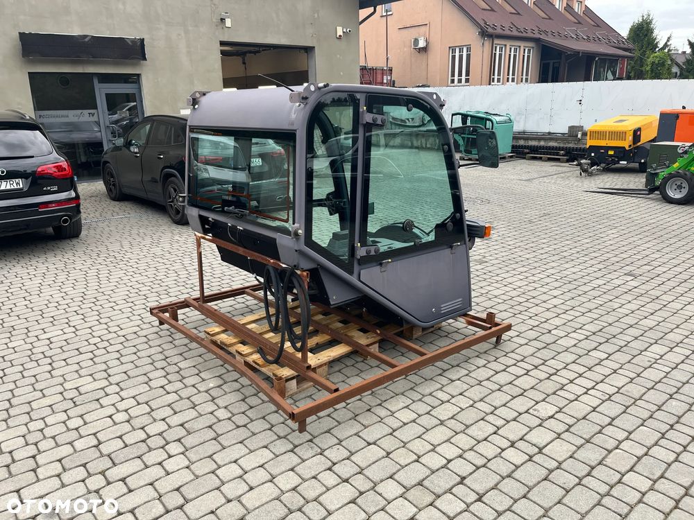 KABINA KOPARKA ŁADOWARKA TEREX KOBELCO SCHAFFER TEREX YANMAR SK34 12194netto - 5