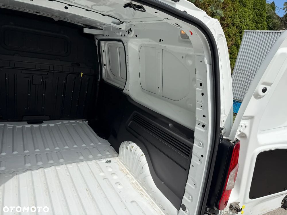 Citroën BERLINGO - 33