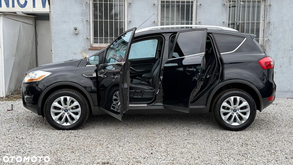 Ford Kuga 2.0 TDCi 2x4 Titanium - 24