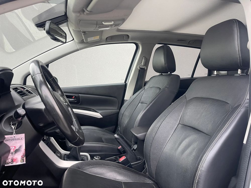 Suzuki SX4 S-Cross - 24