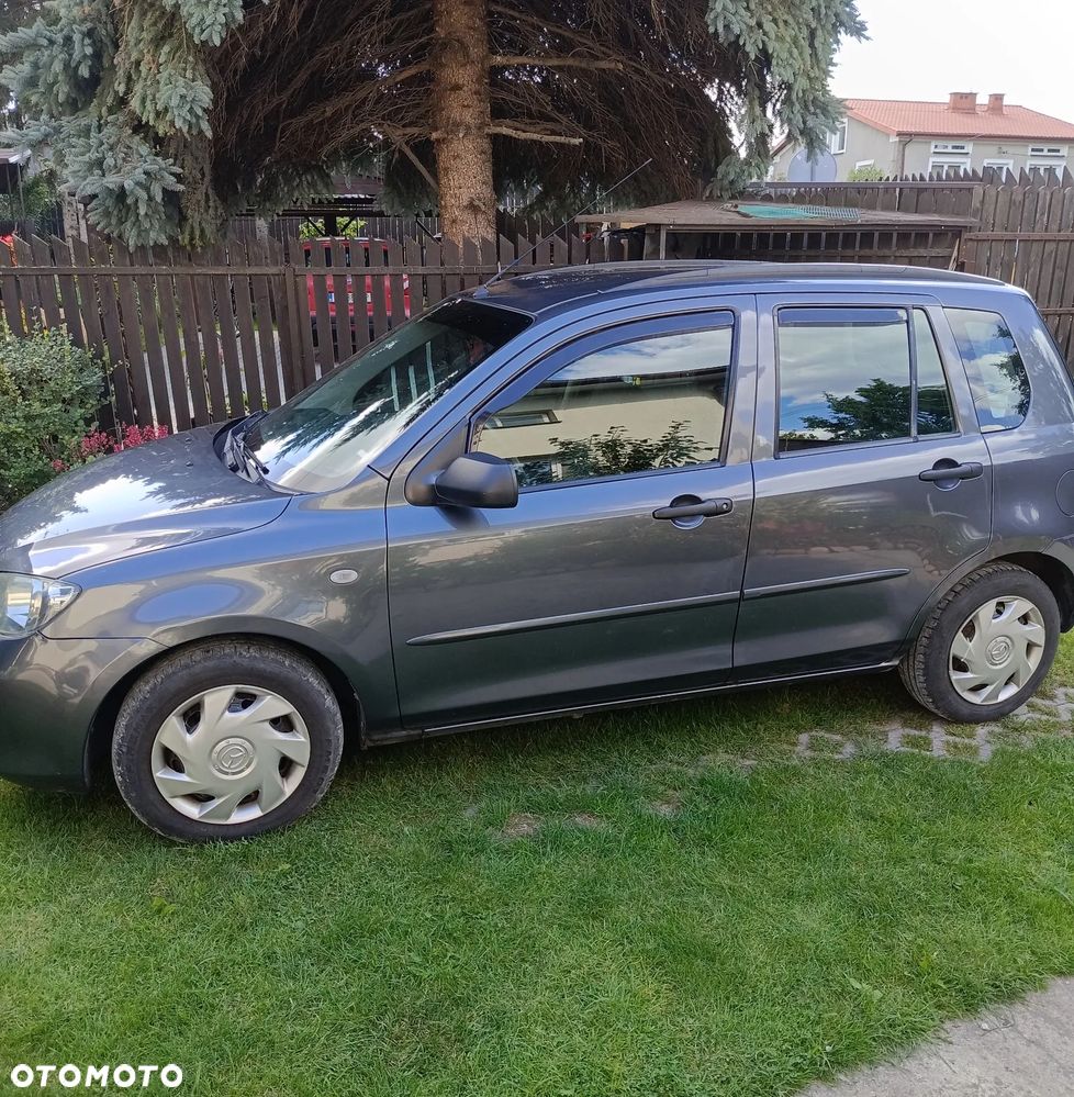 Mazda 2 - 1