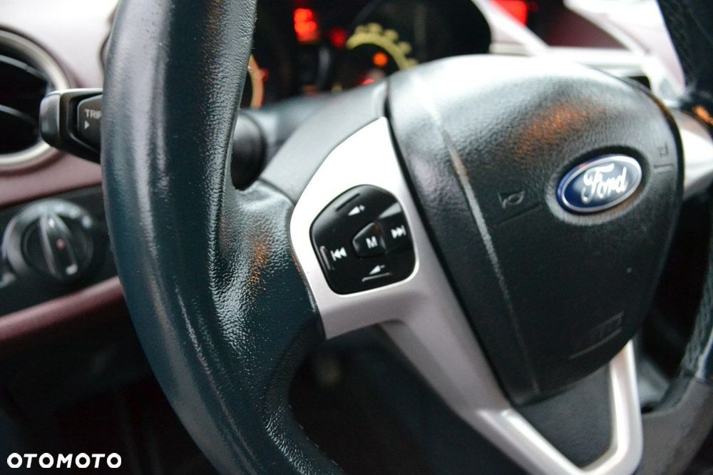 Ford Fiesta 1.6 TDCi Trend - 22