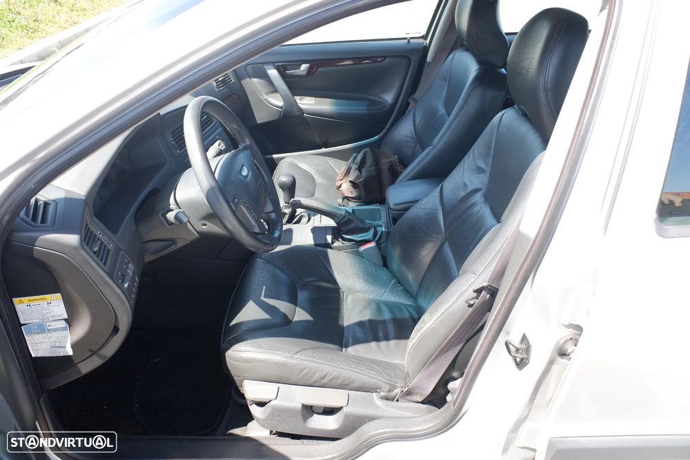 Volvo V70 2.0 T - 14