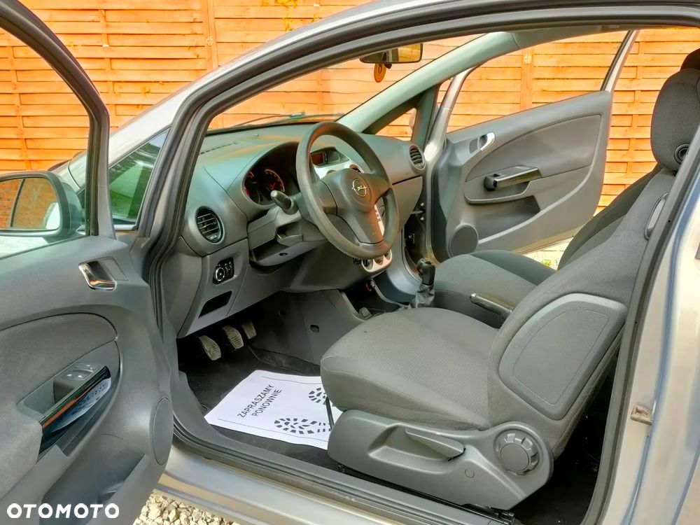 Opel Corsa 1.4 16V Active - 16