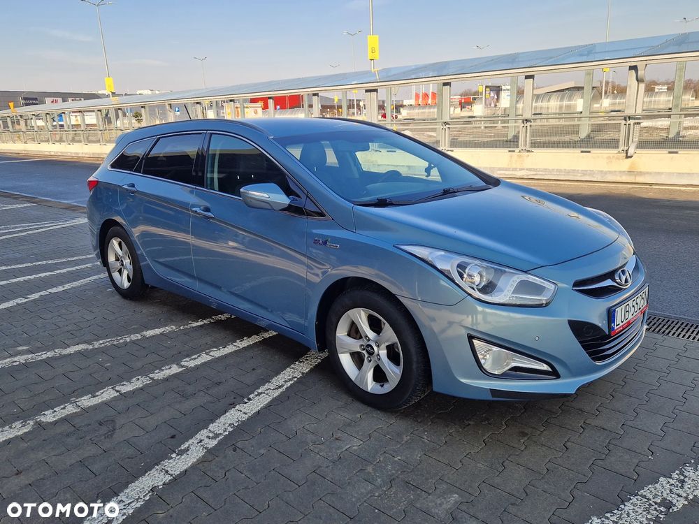 Hyundai i40 1.7 CRDi Comfort + - 1