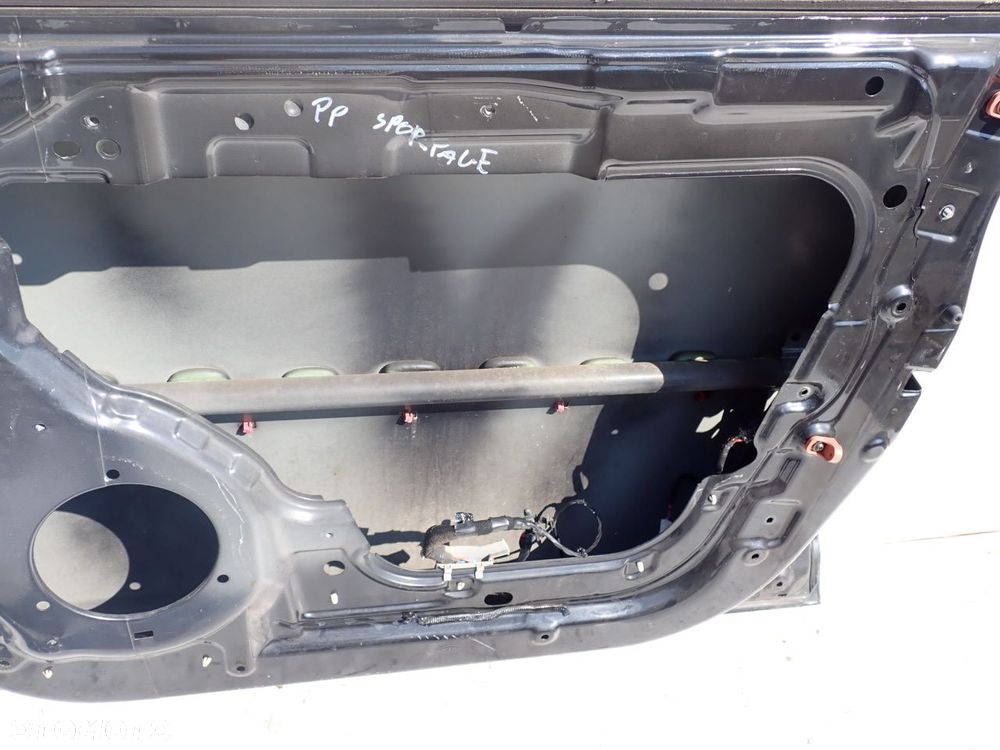 DRZWI PRAWY PRZÓD KIA SPORTAGE 2.0 II LIFT KOL:1K - 8