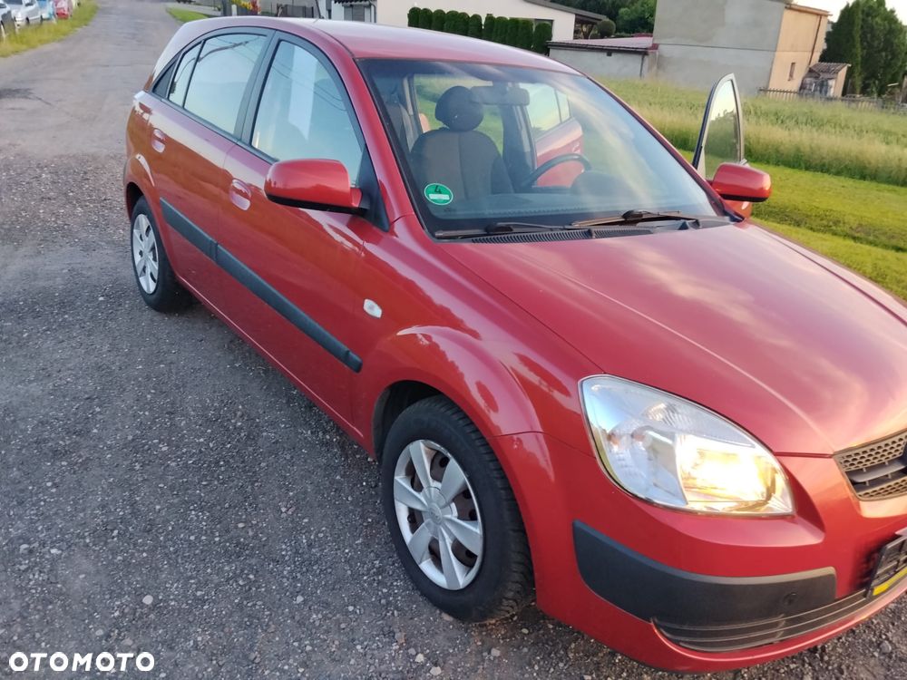 Kia Rio 1.4 EX Basis - 2