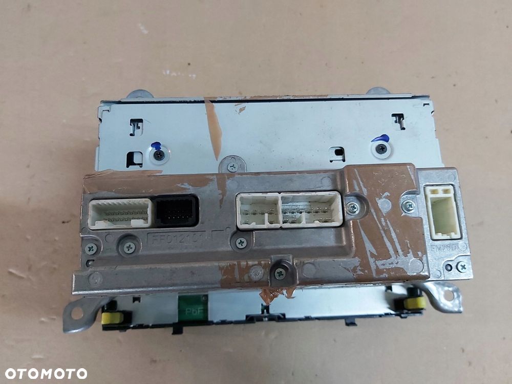 Toyota AVENSIS T27 radio w53827 - 5