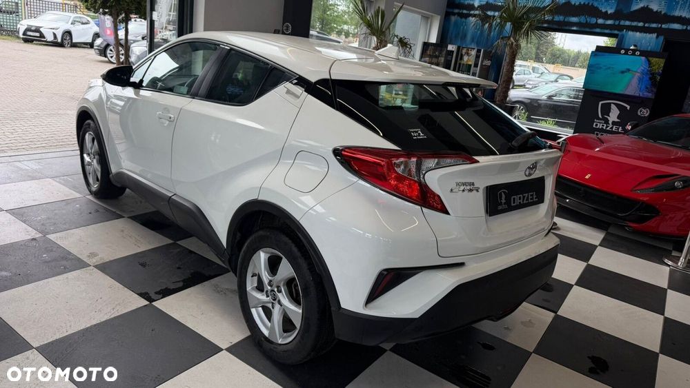 Toyota C-HR - 5