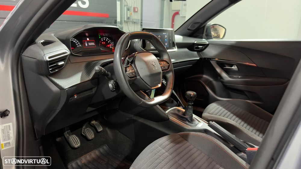 Peugeot 2008 1.2 PureTech Active Pack - 11