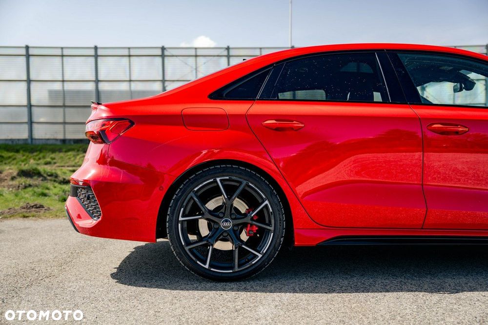 Audi RS3 Limousine - 7