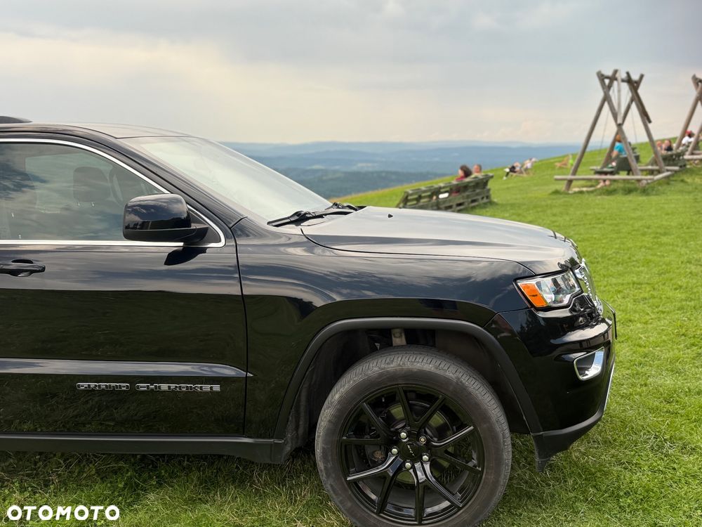 Jeep Grand Cherokee - 22