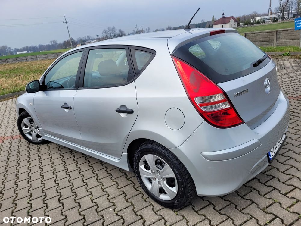 Hyundai i30 1.4 Blue Comfort - 9