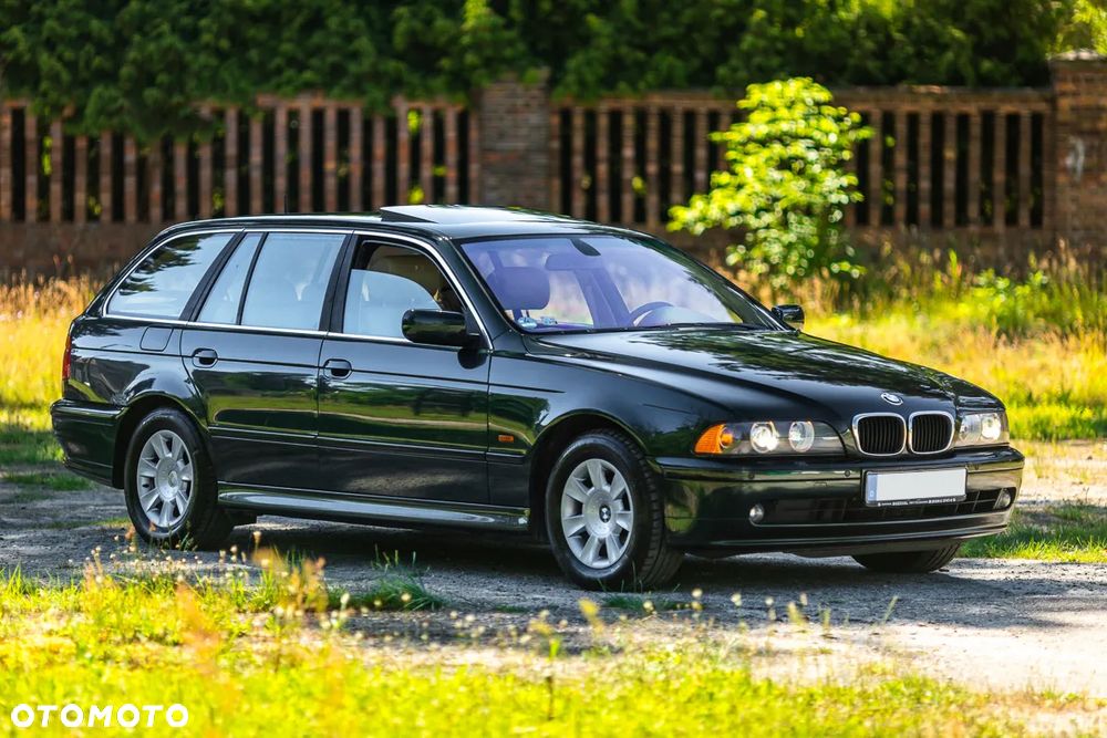 BMW Seria 5 525d Touring - 7