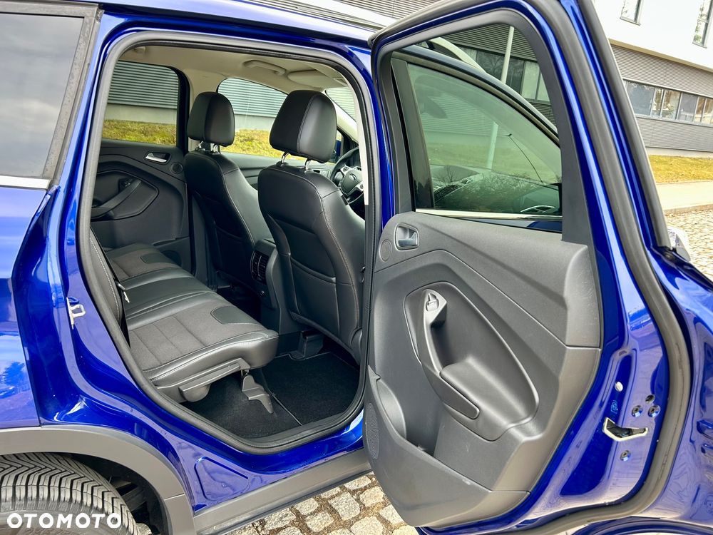 Ford Kuga 2.0 TDCi 2x4 Titanium - 18