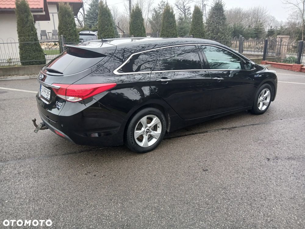 Hyundai i40 1.7 CRDi Comfort + - 7