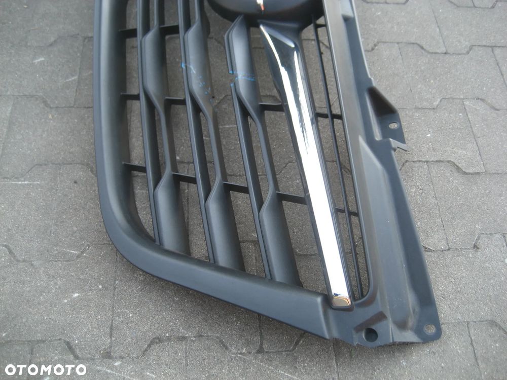 opel movano b ii lift 19-21r atrapa grill 623107683r - 10