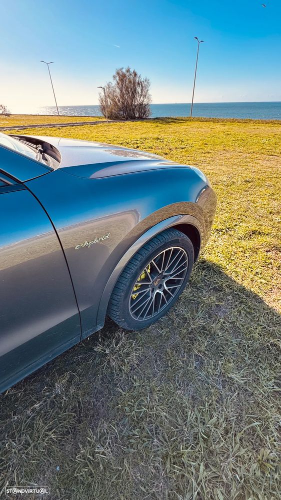 Porsche Cayenne Coupé E-Hybrid Platinum Edition - 14